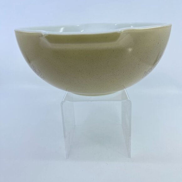 vintage pyrex forest fancies mixing bowl mushroom motif 2.5 quart - Picture 2 of 10